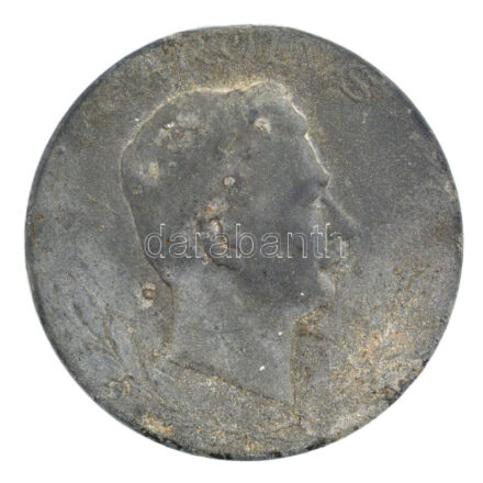 1918. 'Sebesültek Érme' cink kitüntetés fül és mellszalag nélkül. Szign.: R. Placht T:3 oxidáció Hungary 1918. 'Wound Medal' zinc decoration withour ear and ribbon. Sign.: R. Placht C:F oxidation NMK 328.