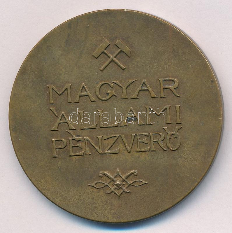 Iván István (1905-1967) 1948. 'Boldog új esztendőt kíván / Magyar Állami Pénzverő' kétoldalas bronz emlékérem (40mm) T:1- - Image 2