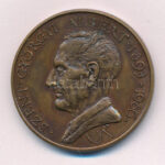 Lapis András (1942-) 1987. 'Szent-Györgyi Albert 1893-1986 / Szote - Nobel-díjának 50. évfordulójára - MÉE' bronz emlékérem (42mm) T:1-