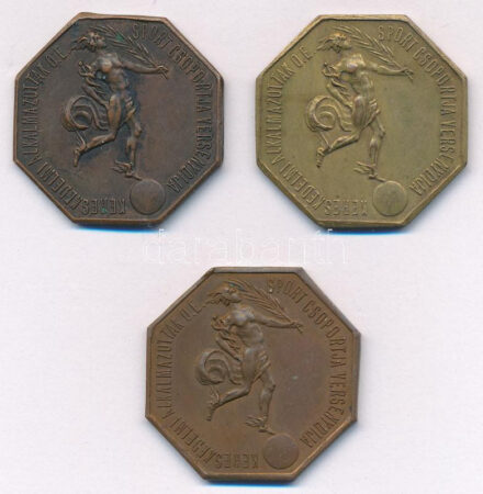 ~1930. 'Kereskedelmi Alkalmazottak O.E. Sport Csoportja Versenydíja' bronz sport díjérem (33mm) (3db) T:1-,2 egyiken ezüstözés nyomai