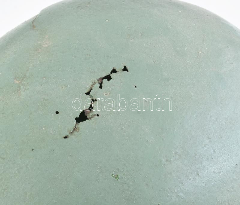 Katonai sisak, átfestve, sérült, d: 30 cm - Image 2