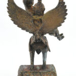 Garuda indiai madáristenség, öntött réz szobor, jelzés nélkül, kopott, m: 23 cm - Image 2