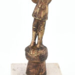 Jelzés nélkül: Pierrot, bronz figura mészkő talapzaton, m: 18 cm - Image 2