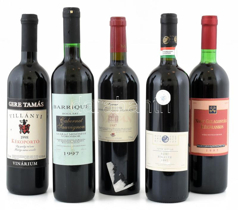 5 palack vegyes magyar vörösbor, 1997-1998: balatonlellei, villányi, stb.