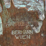 Fritz Bermann Wien: Madárfióka, bécsi bronz figura, XIX. sz. Jelzett, m: 4,5 cm / Fritz Bermann - Wiener Bronzen: Vögel. - Image 2