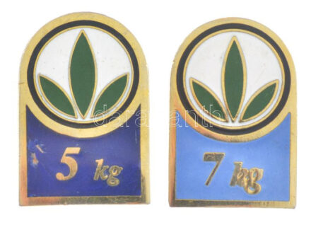 Amerikai Egyesült Államok 2xklf '5kg / 7kg' Herbalife Nutrition zománcozott fém jelvény T:1 közte zománchiba United States of America 2xklf '5kg / 7kg' Herbalife Nutrition enamelled metal badge C:UNC among enamel error