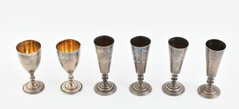 Aranyozott ezüst (Ag) likőröspoharak orosz 1900 előtti. Jelzett, össz 188 g