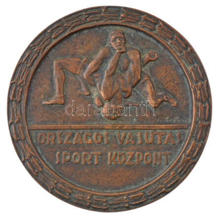 ~1980. 'Országos Vasutas Sport Központ' egyoldalas bronz emlékérem (130mm) T:2