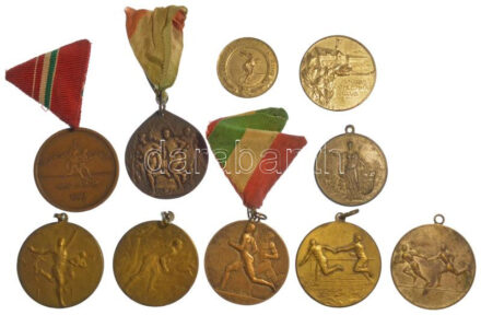 10db-os vegyes sportérem tétel, közte ~1910. 'Budapesti Atletikai Klub 1900' kétoldalas, ezüstözött bronz díjérem (30mm) T:vegyes