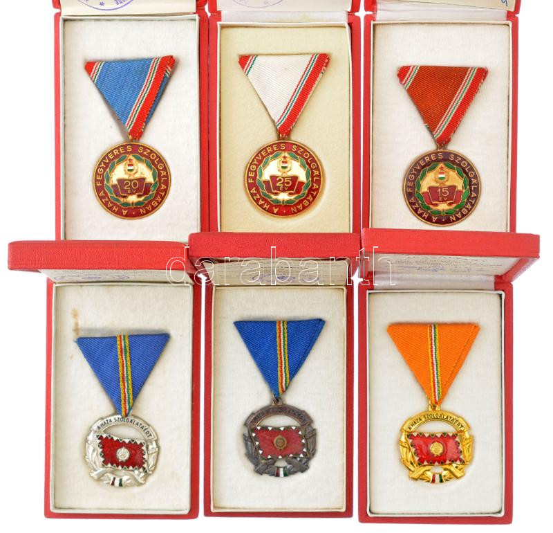 1960-1976. (3xklf) 'A Haza Szolgálatáért Érdemérem bronz, ezüst és arany fokozata' zománcozott, ezüstözött, aranyozott bronz kitüntetése mellszalagon, eredeti tokban, igazolvánnyal + '15-20-25 év a Haza Fegyveres Szolgálatában'