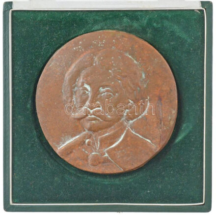 1972. 'Vitézek! Mi lehet e széles föld felett... / Balassi Bálint' kétoldalas öntött bronz emlékérem tokban (108mm) szign.:'NG72' T:1