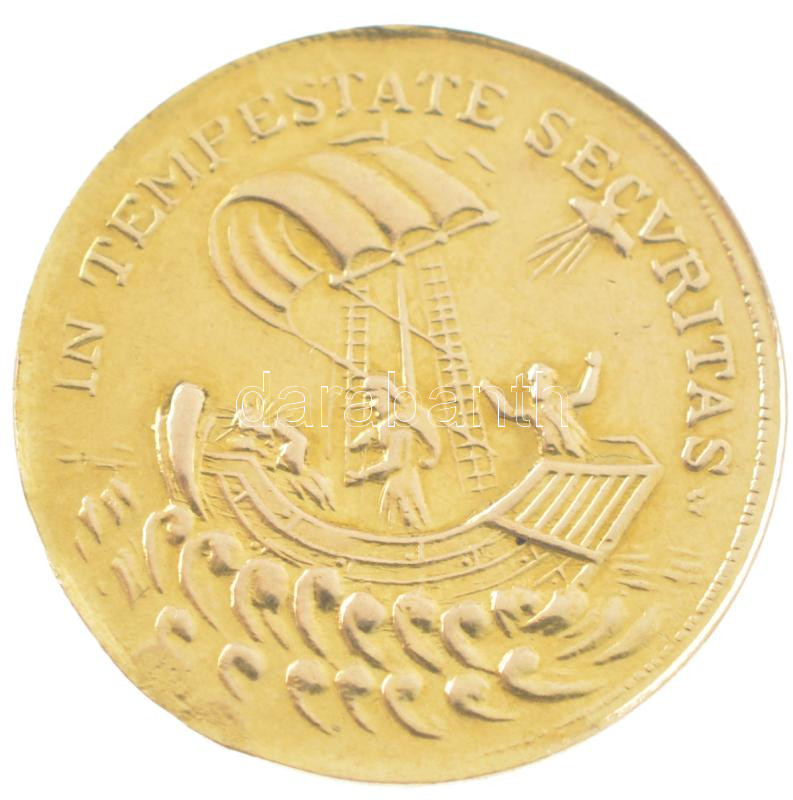 Osztrák-Magyar Monarchia ~XIX. század vége 'Szent György és a sárkány / IN TEMPESTATE SECVRITAS' jelzett Au emlékérem (3,42g/0.585/22mm) T:1- Austro-Hungarian Monarchy ~end of the 19th century 'Saint George and the Dragon / IN TEMPESTATE - Image 2