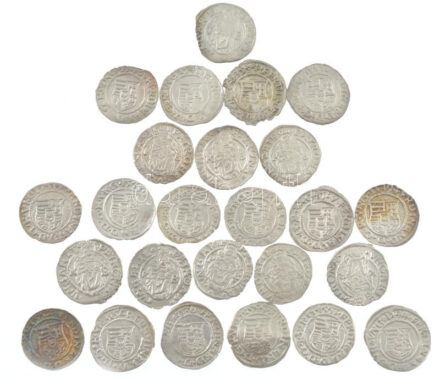 1536-1555. 25db-os Ag I. Ferdinánd denár tétel (25db/15xklf) T:2,2- Hungary 1536-1555. 25pcs of Ag Ferdinand I denar coin lot (25pcs/15xdiff) C:XF,VF