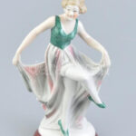 Táncos lány. Jelzett porcelán figura, kis kopással 25 cm