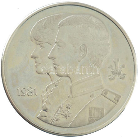 Nagy-Britannia 1981. 'Diana és Károly herceg esküvője' kétoldalas fém emlékérem (45mm) T:1- Great Britain 1981. 'The marriage of Diana and Prince Charles two-sided metal commemorative medallion (45mm) C:AU