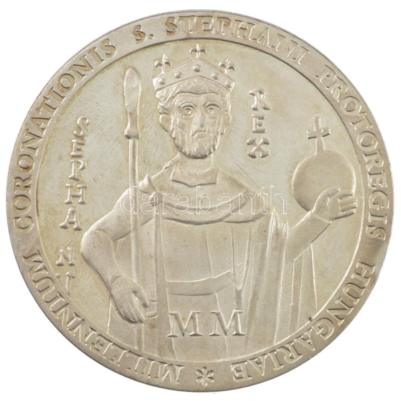 Bozó Gyula (1913-2004) 2000. 'Szent István koronázásának 1000. évfordulója' kétoldalas fém emlékérem, peremén FÉM beütéssel (42mm) T:1- (eredetileg PP)