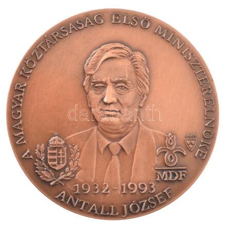 Bozó Gyula (1913-2004) 1993. 'Antall József A Magyar Köztársaság Első Miniszterelnöke 1932-1993' bronz kétoldalas emlékérem kapszulában (42mm) T:1-