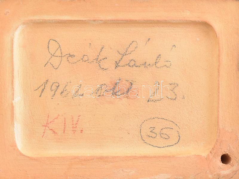 Deák László. Fiú széken. Terrakotta, jelzett, hibátlan 15 cm - Image 2