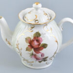 Orosz porcelán teás kanna. Matricás, jelzett, hibátlan. 17 cm