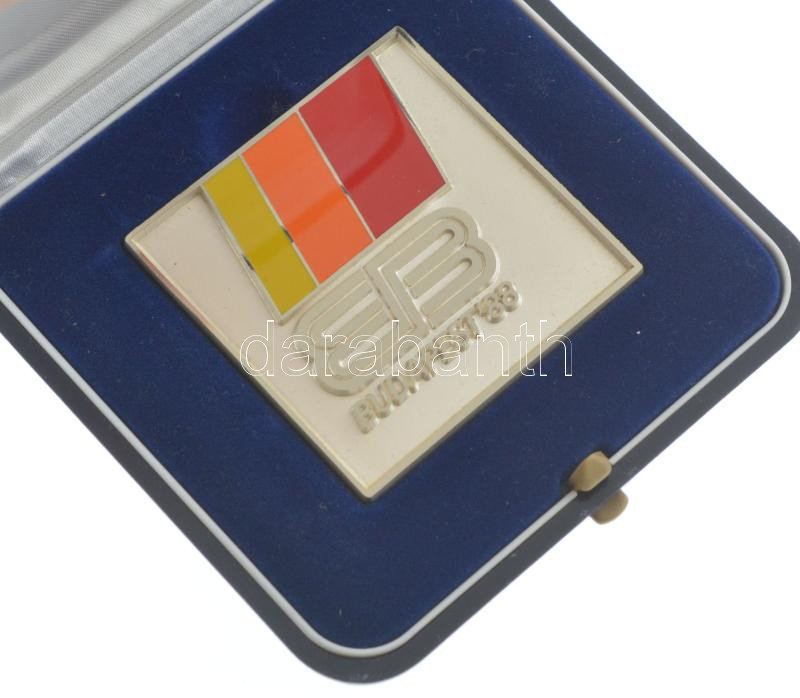 1988. 'Fedettpályás Atlétikai Európa Bajnokság - Budapest 1988' részben műgyantás fém díjplakett eredeti díszdobozban, 'Bertoni-Milano' gyártói jelzéssel T:1 - Image 3