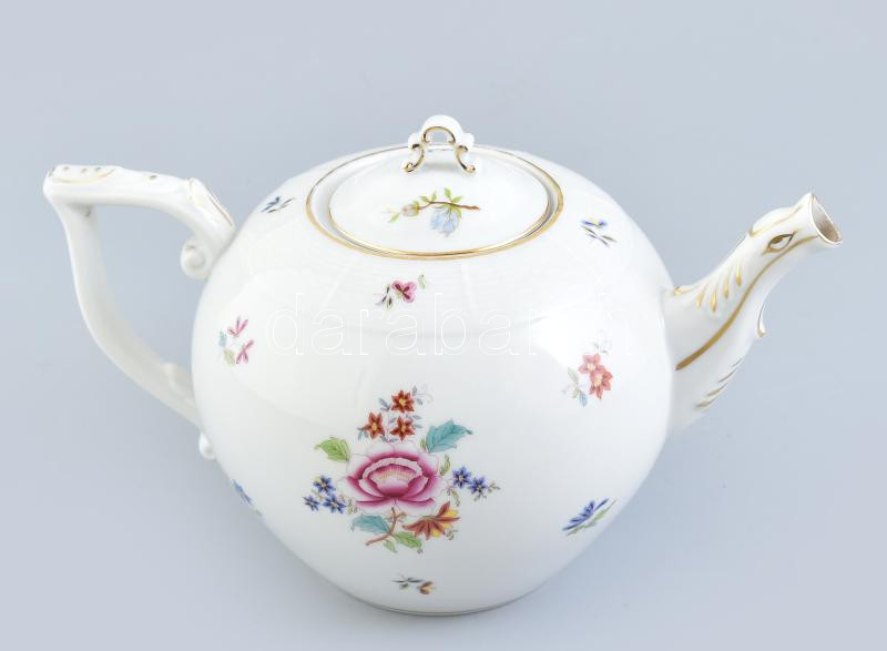Herendi virágmintás teáskanna (nem saját fedővel). Kézzel festett, jelzett (1956), kis kopásnyomokkal, m: 15 cm