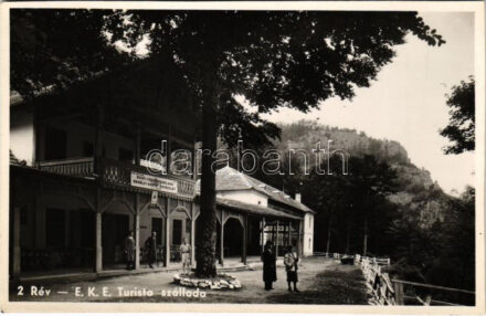 Rév, Vad, Vadu Crisului; Zichy-cseppkőbarlang, EKE (Erdélyi Kárpát Egyesület) turista szálloda, vendéglő / Pestera Vadu Crisului / tourist hotel, restaurant, inn