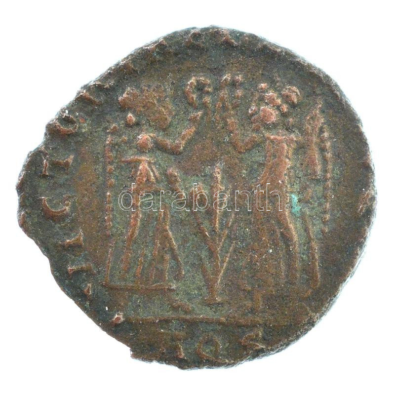 Római Birodalom / Aquileia / II. Constantius 347-348. AE4 bronz (1,25g) T:2 Roman Empire / Aquileia / Constantius II 347-348. AE4 bronze 'CONSTANT-IVS PF AVG / VICTORIAE DD AVGGQ NN - AQS' (1,25g) C:XF RIC VIII 86