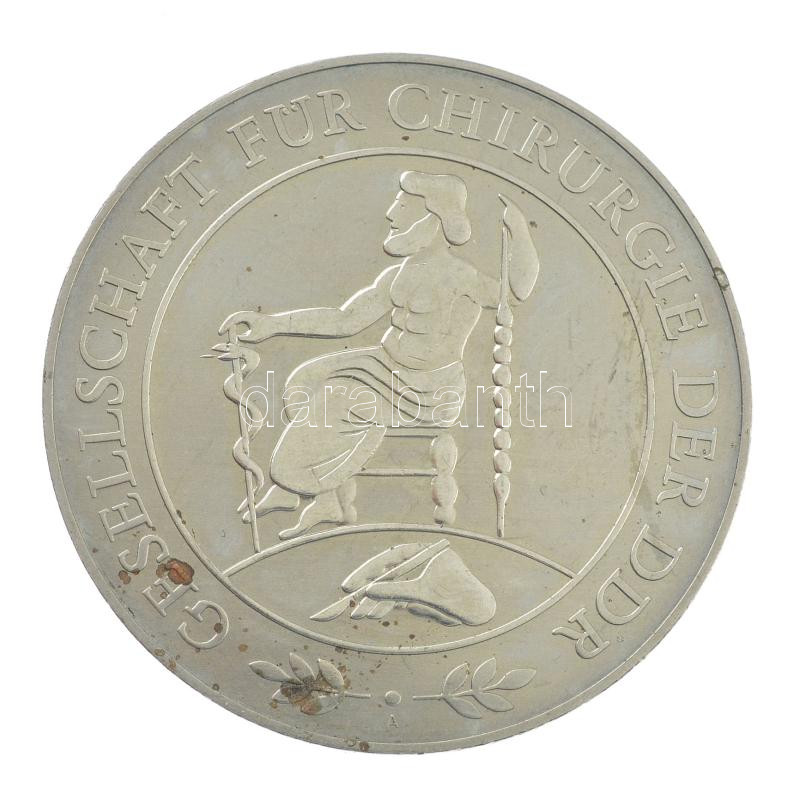 Német Demokratikus Köztársaság 1987. 'NDK Sebészeti Tásaság Medálja' kétoldalas fém emlékérem kapszulában (40mm) T:1- patina German Democratic Republic 1987. 'Surgical society of the gdr pendant' two-sided metal commemorative
