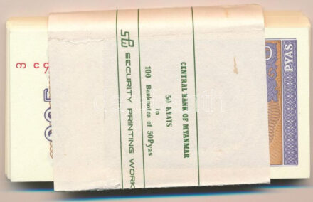 Mianmar 1994. 50p (70x) eredeti, sérült banki kötegelővel T:I,I- Myanmar 1994. 50 Pyas (70x) with original, damaged bank currency strap C:UNC,AU Krause P#68