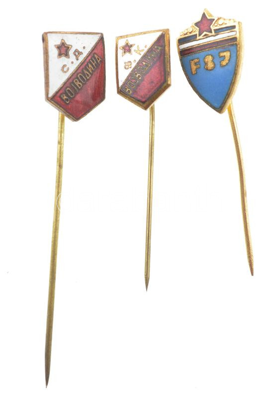 Szerbia DN 'Vojvodina Novi Sad (Újvidék)' zománcozott bronz labdarúgó jelvény (2db) + Jugoszlávia DN 'FSJ (Jugoszláv Labdarúgó Szövetség)' zománcozott bronz jelvény T:1-2 Serbia ND 'Vojvodina Novi Sad' enamelled bronze football badge