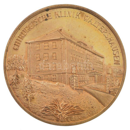 Német Demokratikus Köztársaság 1989. '50 éves a Sebészeti Klinika' kétoldalas bronz emlékérem (40mm) T:1- kis patina German Democratic Republic 1989. 'Surgical Clinic is 50 years old' two-sided bronze commemorative medallion (40mm) C:AU