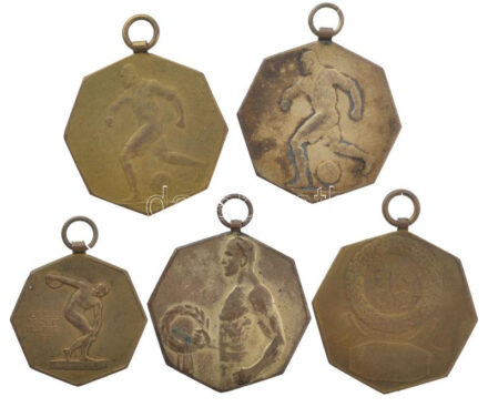 5xklf bronz és ezüstözött bronz labdarúgó díjérem-tétel az 1920-1930-as évekből T:2,2- patina
