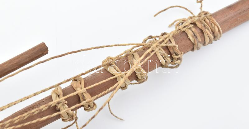 Kora. Afrikai hangszer. Sérülésekkel, h: 47 cm - Image 2