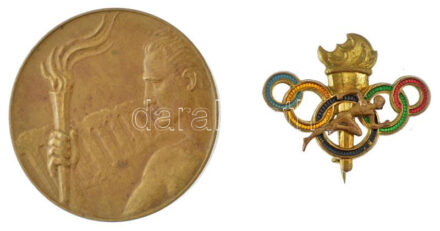 Olaszország 1960. 'Olimpia di Roma' kétoldalas bronz részvételi érem 'MERZAGORA' gyártói jelzéssel (32mm) + 1960. A római olimpia magyar propaganda jelvénye (festett bronz) T:2 patina