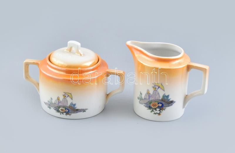 Zsolnay porcelán keleti mintás kiöntő és cukortartó matricás, jelzett, kis kopásnyomokkal, m: 9 és 12 cm