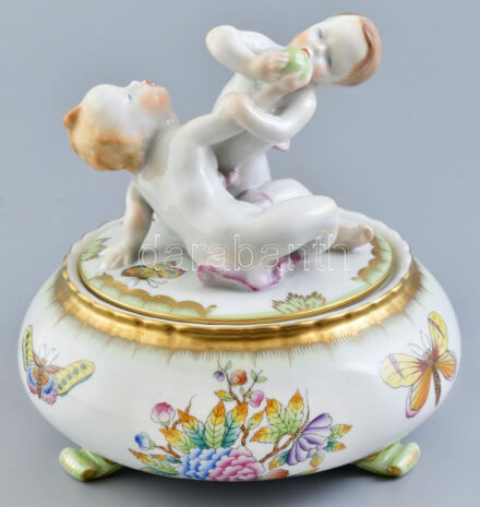 Herendi Viktória mintás barokkos bonbonier, jelzett, kopott, d: 19 cm, m: 16 cm