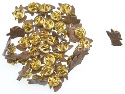 36db-os németjuhász jelvény tétel T:1