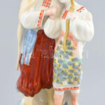 Ukrán, Polonne porcelán. 'Kozák és Kozácska'. Jelzett, hibátlan, m: 28,5 cm