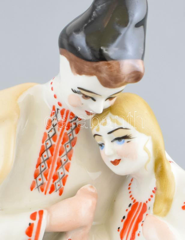 Ukrán, Polonne porcelán. 'Kozák és Kozácska'. Jelzett, hibátlan, m: 28,5 cm - Image 2