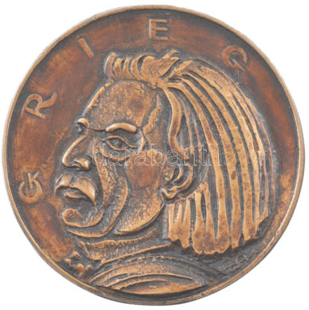 Csontos László (1925-2013) '(Edvard Hagerup) Grieg' egyoldalas bronz emlékérem (96mm) T:1