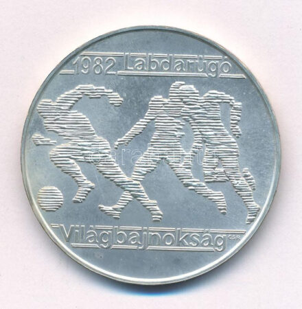 1981. 500Ft Ag 'Labdarúgó Világbajnokság 1982 - 3 játékos' nem saját műbőr tokban T:1 patina Adamo EM64