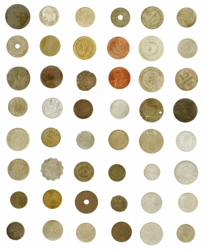 Vegyes 48 darabos külföldi fémpénz tétel, többsége szép tartásban Mixed 48pc foreign coin lot, most of in good condition - Image 2