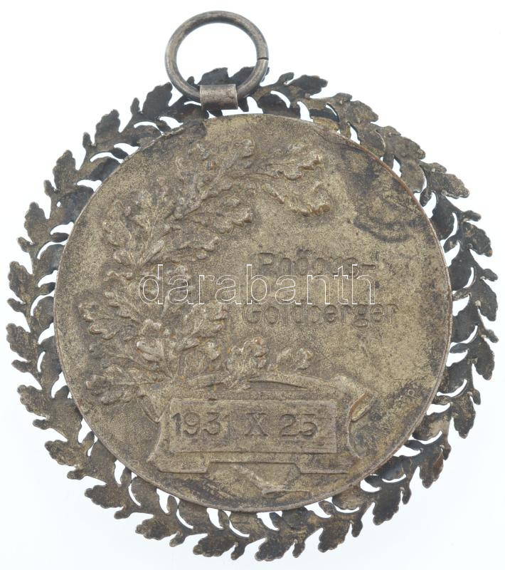 1931. 'Phöbus Sport Egyesület / Phöbus-Goldberger 1931. X. 25.' ezüstözött bronz érem díszítménnyel (47mm) T:2 patina - Image 2