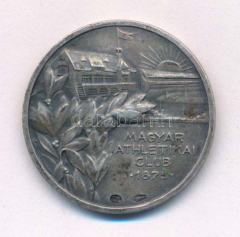 1938. 'Magyar Athletikai Club 1875' kétoldalas, jelzett Ag emlékérem 'LE' beütéssel (12,53g/0.800/28,5mm) T:2 patina