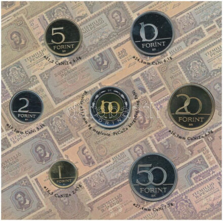 2002. 1Ft-100Ft (7xklf) + 100Ft 'Kossuth' forgalmi sor szettben, belső tok ragasztása kissé elengedett, külső toka hiányzik! T:PP patina Adamo FO35.1