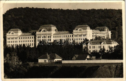 1943 Marosvásárhely, Targu Mures; M. kir. 'Csaba királyfi' honvéd gyorsfegyvernemi hadapródiskola / Hungarian military cadet school. Körtesi photo (EK)