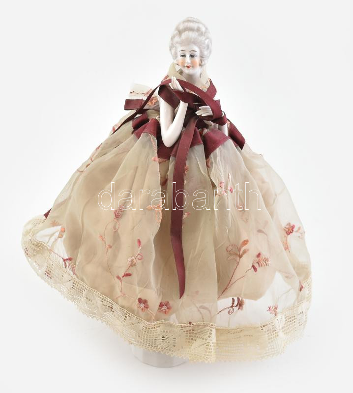 Teababa, jelzés nélkül, kézzel festett porcelán, kopott, ujja sérült m:32,5 cm