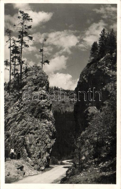 Gyilkos-tó, Lacul Rosu; Kőkapu