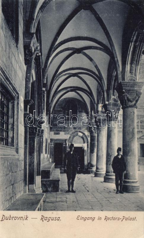 Dubrovnik, Ragusa; entrance of the palace (EK)