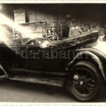 Fiat automobile on display, photo
